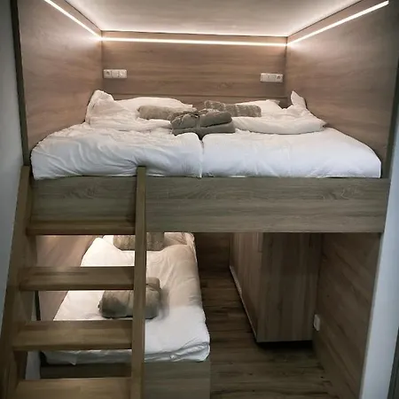 Appartement U Kralika, Prizemni Bezbarierove A,b,c,d - 50 Metru Od Vleku - Prejdete V Lyzacich, Pod Bobovou Drahou, Parkovani Zdarma, Lyzarna S Vysouseci Bot, Novy Aquapark V Dochazkove Vzdalenosti Dolní Morava