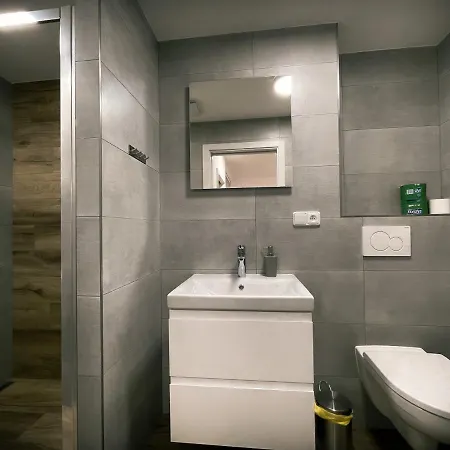 Apartament U Kralika, Prizemni Bezbarierove A,b,c,d - 50 Metru Od Vleku - Prejdete V Lyzacich, Pod Bobovou Drahou, Parkovani Zdarma, Lyzarna S Vysouseci Bot,
