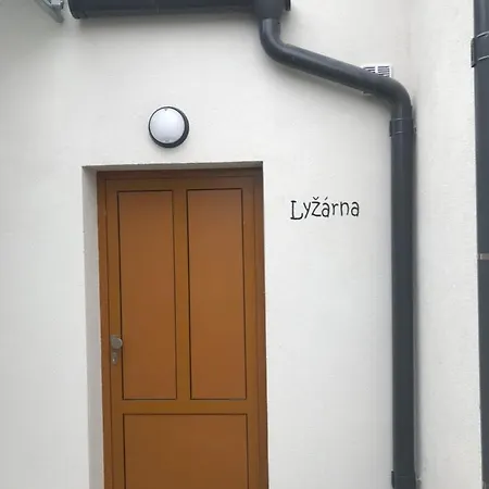 U Kralika, Prizemni Bezbarierove A,b,c,d - 50 Metru Od Vleku - Prejdete V Lyzacich, Pod Bobovou Drahou, Parkovani Zdarma, Lyzarna S Vysouseci Bot, * Dolní Morava