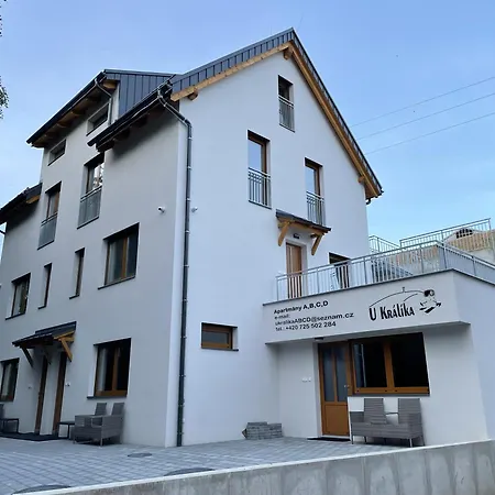 U Kralika, Prizemni Bezbarierove A,b,c,d - 50 Metru Od Vleku - Prejdete V Lyzacich, Pod Bobovou Drahou, Parkovani Zdarma, Lyzarna S Vysouseci Bot,