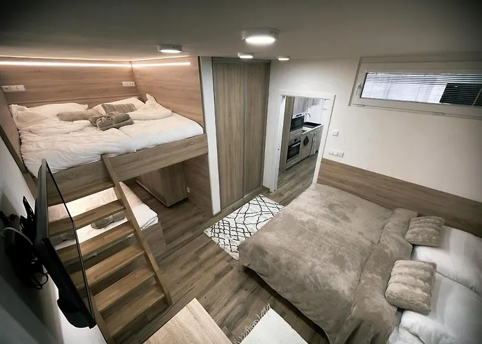 U Kralika, Prizemni Bezbarierove A,b,c,d - 50 Metru Od Vleku - Prejdete V Lyzacich, Pod Bobovou Drahou, Parkovani Zdarma, Lyzarna S Vysouseci Bot, דירה *