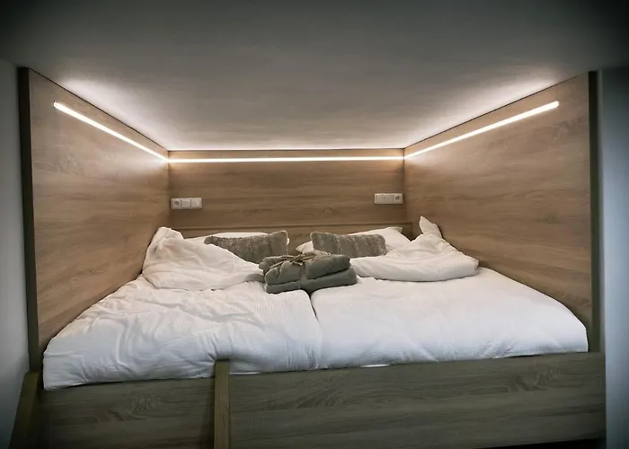 U Kralika, Prizemni Bezbarierove A,b,c,d - 50 Metru Od Vleku - Prejdete V Lyzacich, Pod Bobovou Drahou, Parkovani Zdarma, Lyzarna S Vysouseci Bot, * Dolní Morava