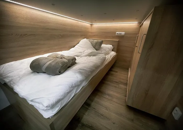 דירה U Kralika, Prizemni Bezbarierove A,b,c,d - 50 Metru Od Vleku - Prejdete V Lyzacich, Pod Bobovou Drahou, Parkovani Zdarma, Lyzarna S Vysouseci Bot, Dolní Morava