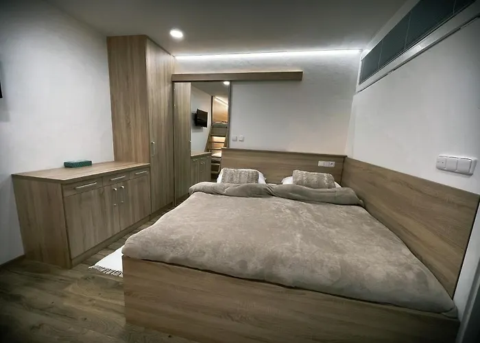 U Kralika, Prizemni Bezbarierove A,b,c,d - 50 Metru Od Vleku - Prejdete V Lyzacich, Pod Bobovou Drahou, Parkovani Zdarma, Lyzarna S Vysouseci Bot, Dolní Morava